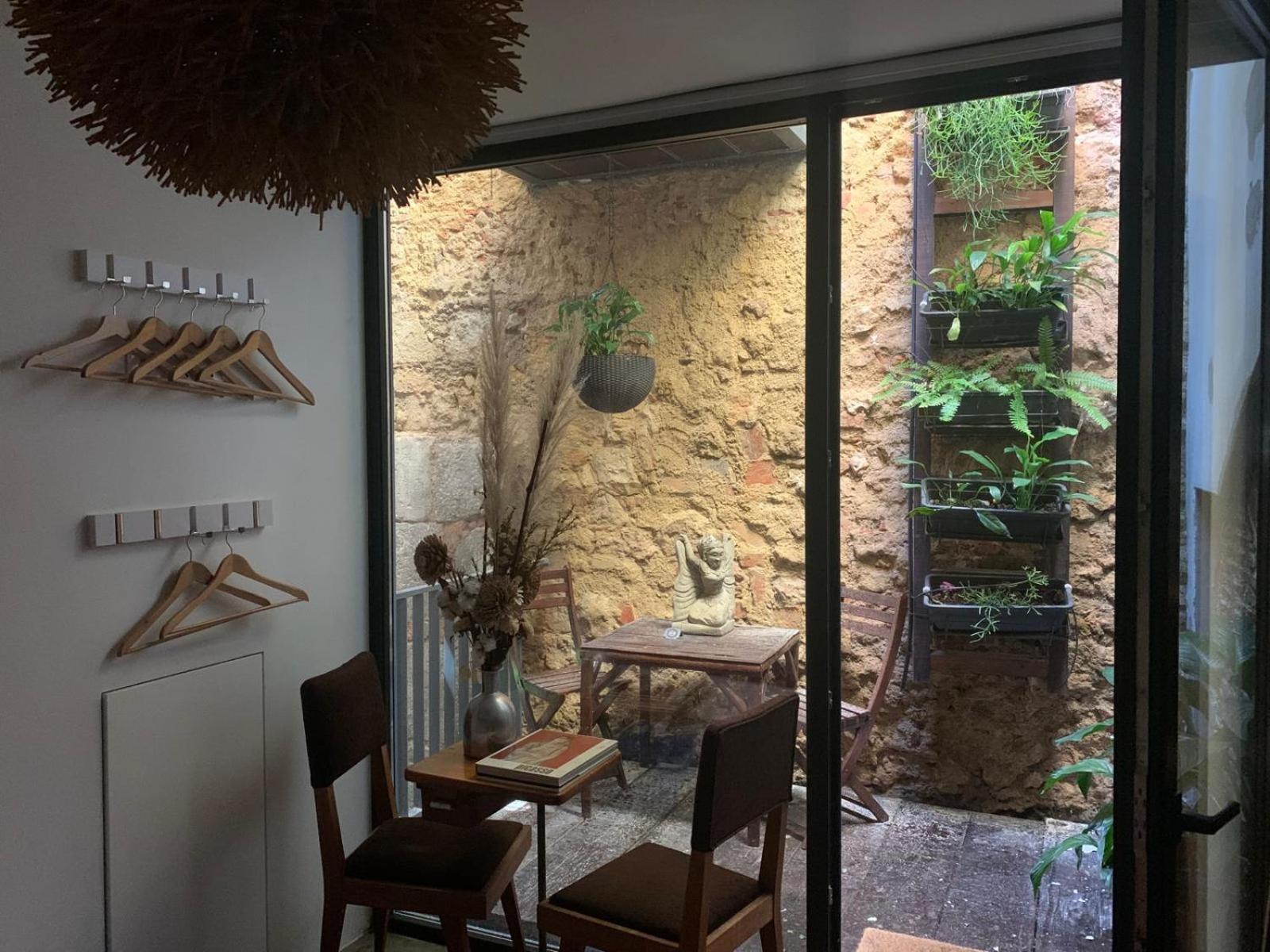 Old Stables Chiado - 2 Bedroom In The Heart Of Lisbon Exterior photo